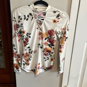 No Boundaries long sleeve